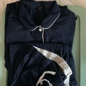 Quince 100% organic cotton Dark Blue Sleepwear with Light Trim